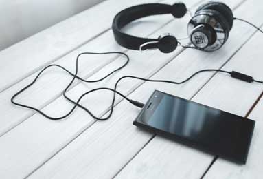 裁判公信力危机：皇马计划上告FIFA，西甲主席反驳